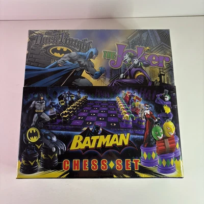 Batman Chess Set. The Noble Collection, The Dark Knight vs The Joker, New - Image 1 of 4