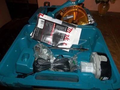 Makita 18Volt 6 1/4" Cordless Metal or Wood Cutting Circular Saw Kit, Model 5046 - Image 1 of 3