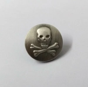 Totenkopf & Crossbones Flach Rig Zurück Blazer Knöpfe London Button & Abzeichen - Picture 1 of 2