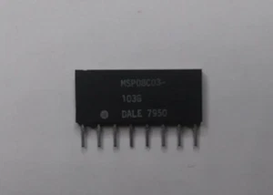 Matrice di resistenze Vishay Dale MSP08C03-103G (4X isolate) 10K Ohm SIP venditore USA - Foto 1 di 5