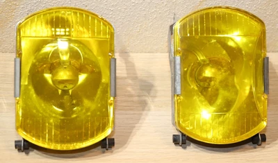 2x Mercedes W116 Scheinwerfer Reflektor Gelb Bosch 1305320989 - Bild 1 von 4