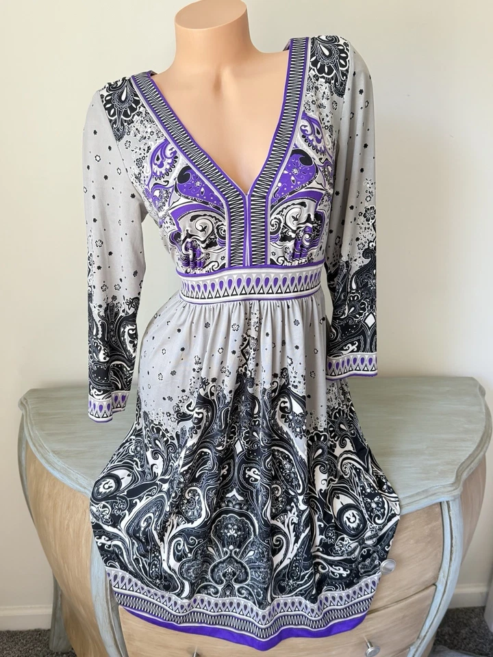 Vestido Camiseta ECI New York Azul Paisley Cuello en V Manga 3/4 Elastizado Para Mujer Cinturón M Foto 1 de 4