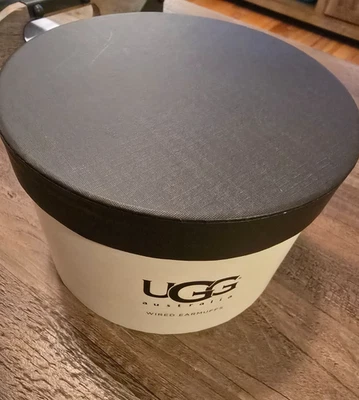 Orejeras UGG Australia negras con cable - Para mujer - Nuevas con etiquetas Foto 1 de 4