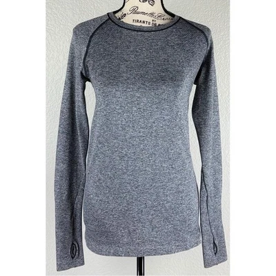 Smartwool Women's Grey Longsleeve Badelayer Top, size Small - Image 1 of 4