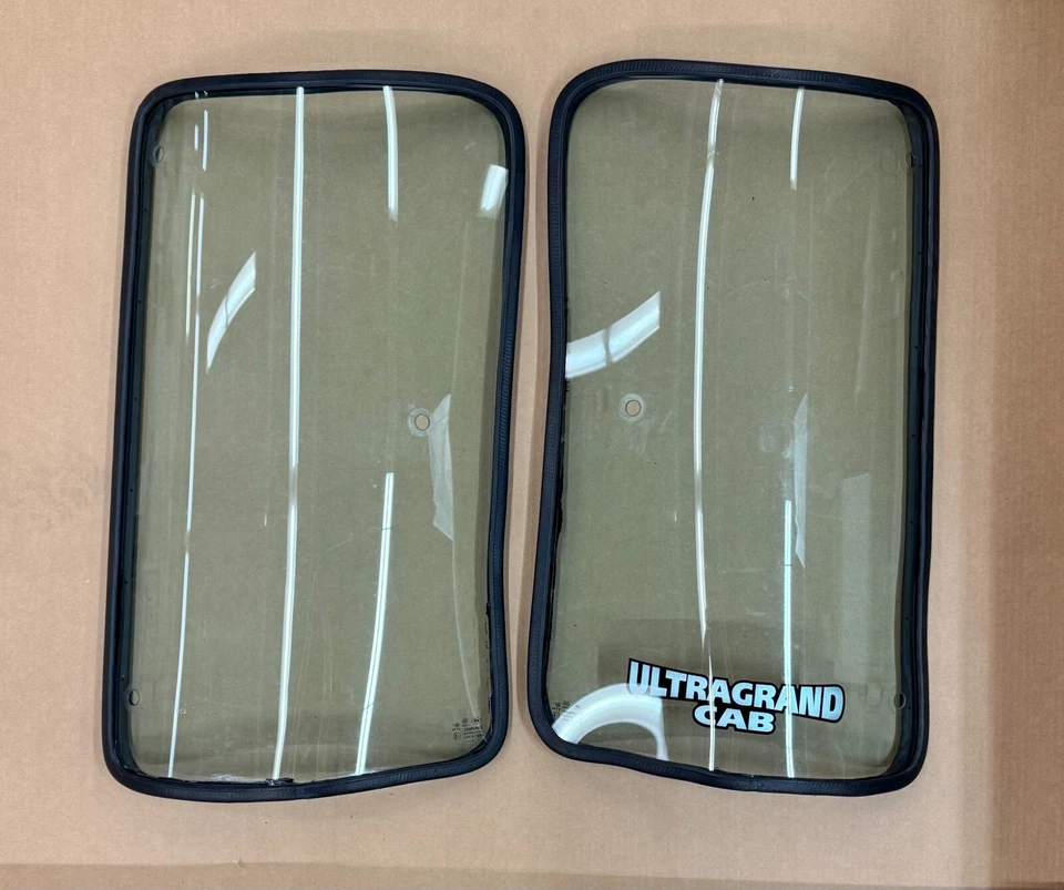 Vidrio lateral LT y RT con resistente al clima se adapta a los modelos de cabina KUBOTA M6060HDC, M7060HDC, + Foto 1 de 1