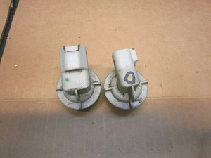 SOPORTES BOMBILLA SUPERIOR LUZ TRASERA FORD FOCUS 1998-2004 MK1 ESCOTILLA - Imagen 1 de 1