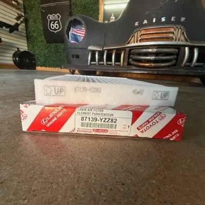 TOYOTA OEM REPLACEMENT CABIN FILTER 87139-YZZ08/87139-YZZ20/87139-YZZ82 - Image 1 of 4