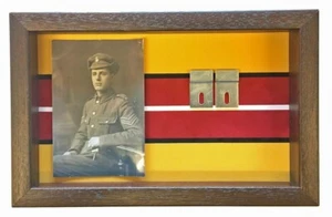 Suffolk Regimental Case With Photo For 3 - 4 Medals. Black Frame - Picture 1 of 5