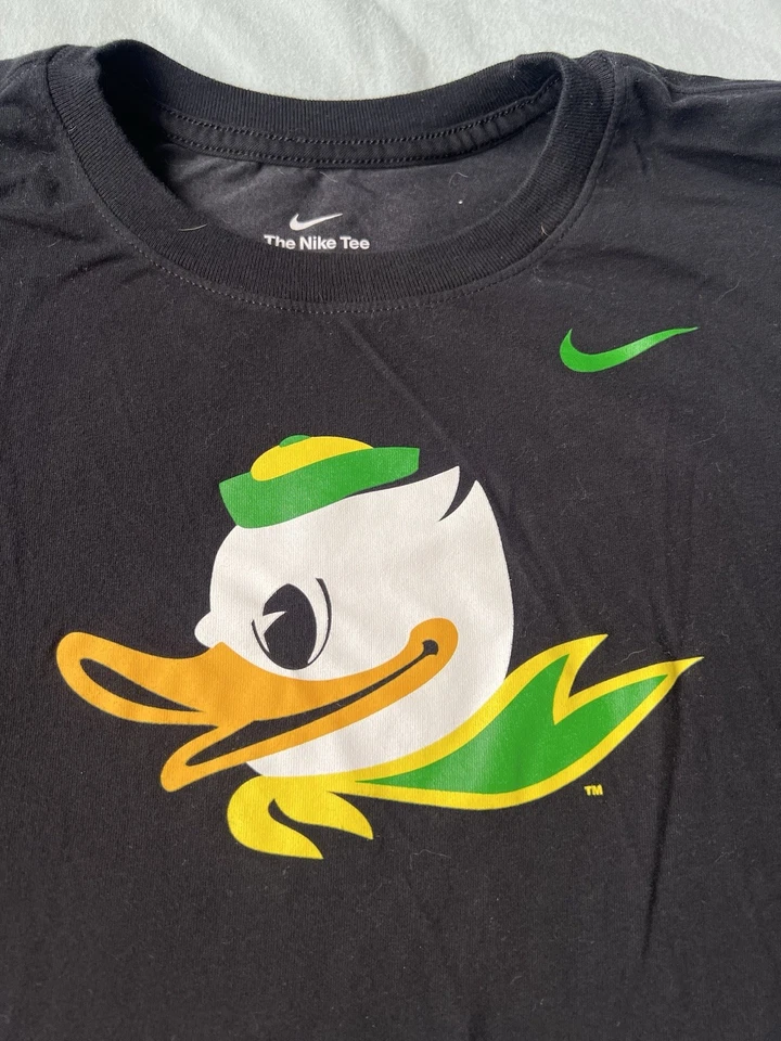 Nike Oregon Ducks Women’s Licensed Logo Game Day Football Fandom Black Tee L - Image 1 of 4