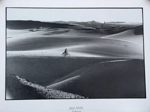 Sahara, Argelia 1973•Ciclista•Foto de Jean Mohr•Póster artístico 24x32 nuevo - Imagen 1 de 1
