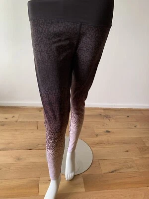 NEW H&M SPORT LEGGINGS Womens Small PRINT SIZE EUR M US M US 8-10 APPROX PINK - Image 1 of 3