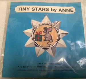 De Colección Tiny Stars Por Anne Kit de Adorno Punta de Aguja RATÓN Lana Hilo Estrella Marco - Imagen 1 de 3