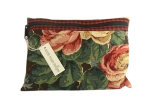 BOLSO COSMÉTICO CON CREMALLERA NORDIC HOUSE DESIGNS NYC - MARRÓN FLORAL Y DISEÑO A CUADROS - Imagen 1 de 5