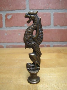 Griffin Monster Beast Antik Bronze Endstück Dekorative Kunst Hardware Element - Bild 1 von 12