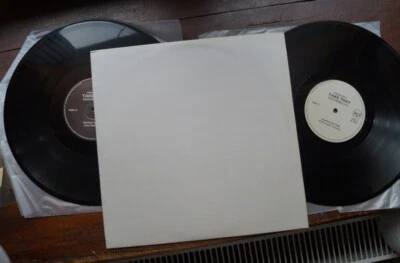 2 Vinyles Maxi 45T TAKE THAT feat LULU "Relight my fire" RCA 1993 - Photo 1/2