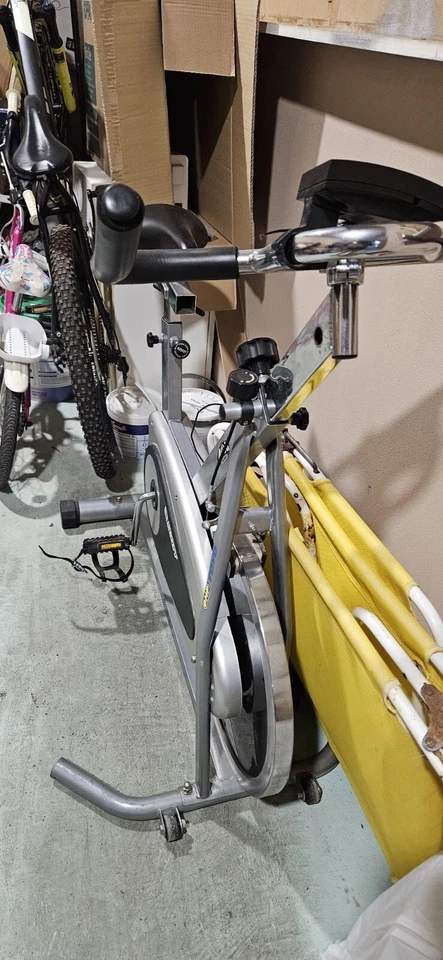 spinning bike - Immagine 1 di 3