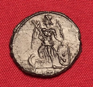 Ancient Roman Constantinapolis Bronze Commemorative Coin, AE3 - Picture 1 of 2