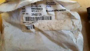 NEW Cummins 3943739 Shut-Off Shaft OEM - Imagen 1 de 5