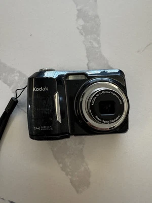 Kodak Digital Camera EasyShare C183 14.0MP Works But Broken Battery LID - Image 1 of 4