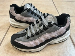 Nike Air Max 95 GS Black Iced Lilac Sneakers Shoes Youth Size 6Y Women's 8 - Picture 1 of 11