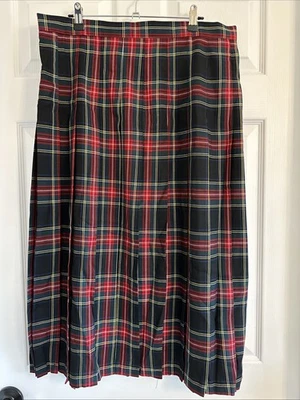 Vintage BFA Classics Black Red Green Plaid Tartan Pleated Skirt Poly Blend Sz 18 - Image 1 of 4