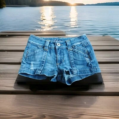 Pantalones Cortos Jean Vintage BEBE Denim Shorts Talla 26 Mujer Pantalones Cortos Jean Clásicos  Foto 1 de 4