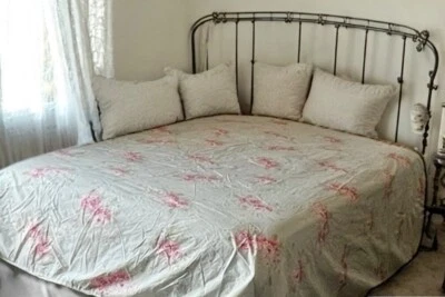 Funda nórdica de algodón floral Simply Shabby Chic Queen rosa y verde en azul claro Foto 1 de 4