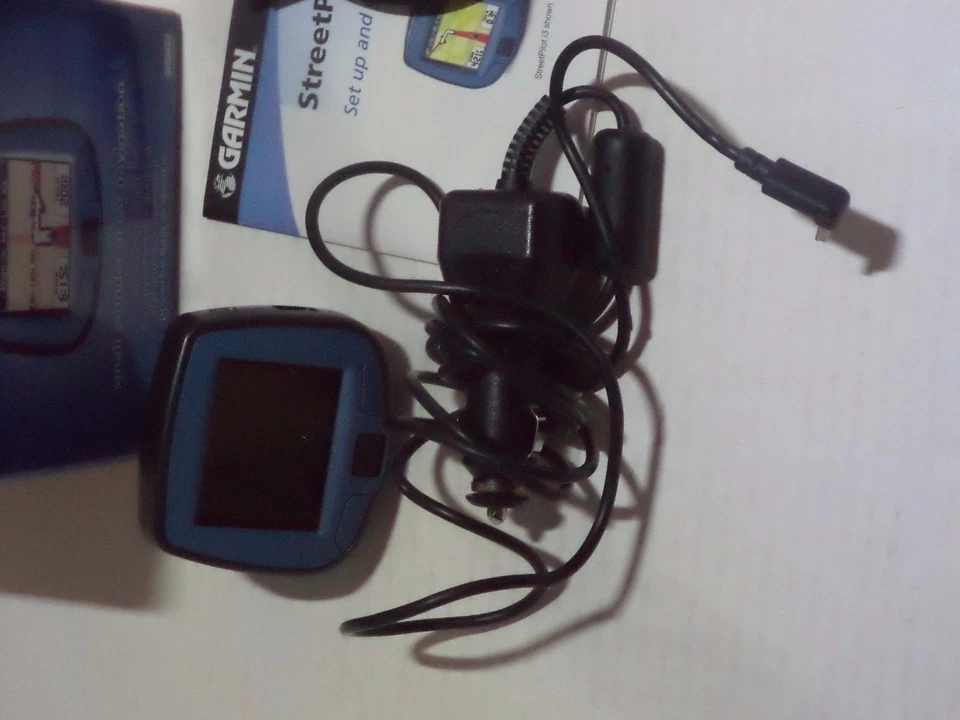 Garmin StreetPilot i3 1.7-Inch Portable GPS Navigator America's 52  - Image 1 of 4