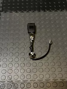 2019-2022 DODGE RAM 2500 RIGHT FRONT PASSENGER SEAT BELT BUCKLE OEM - Picture 1 of 9
