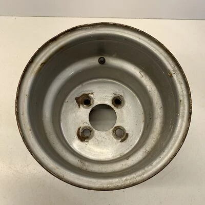 Llanta trasera, 8,5/10 plateada - Polaris 300 1995 4x4 Foto 1 de 4