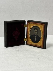 1/9 Plate AMBROTYPE - Gentleman By Rufus Adam’s In Mint Union Case c1850 Clear - Picture 1 of 13