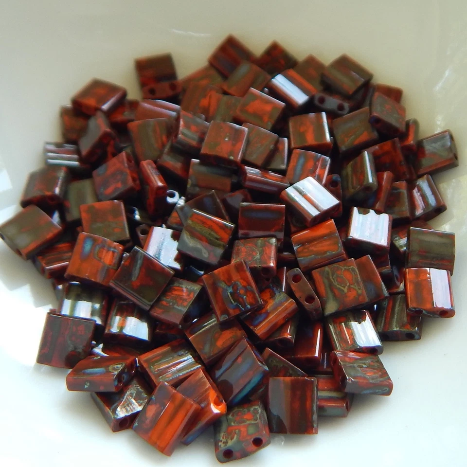 Cuentas Miyuki cuadradas Tila 5 gramos 2 agujeros 5 mm - Elige color Foto 1 de 1