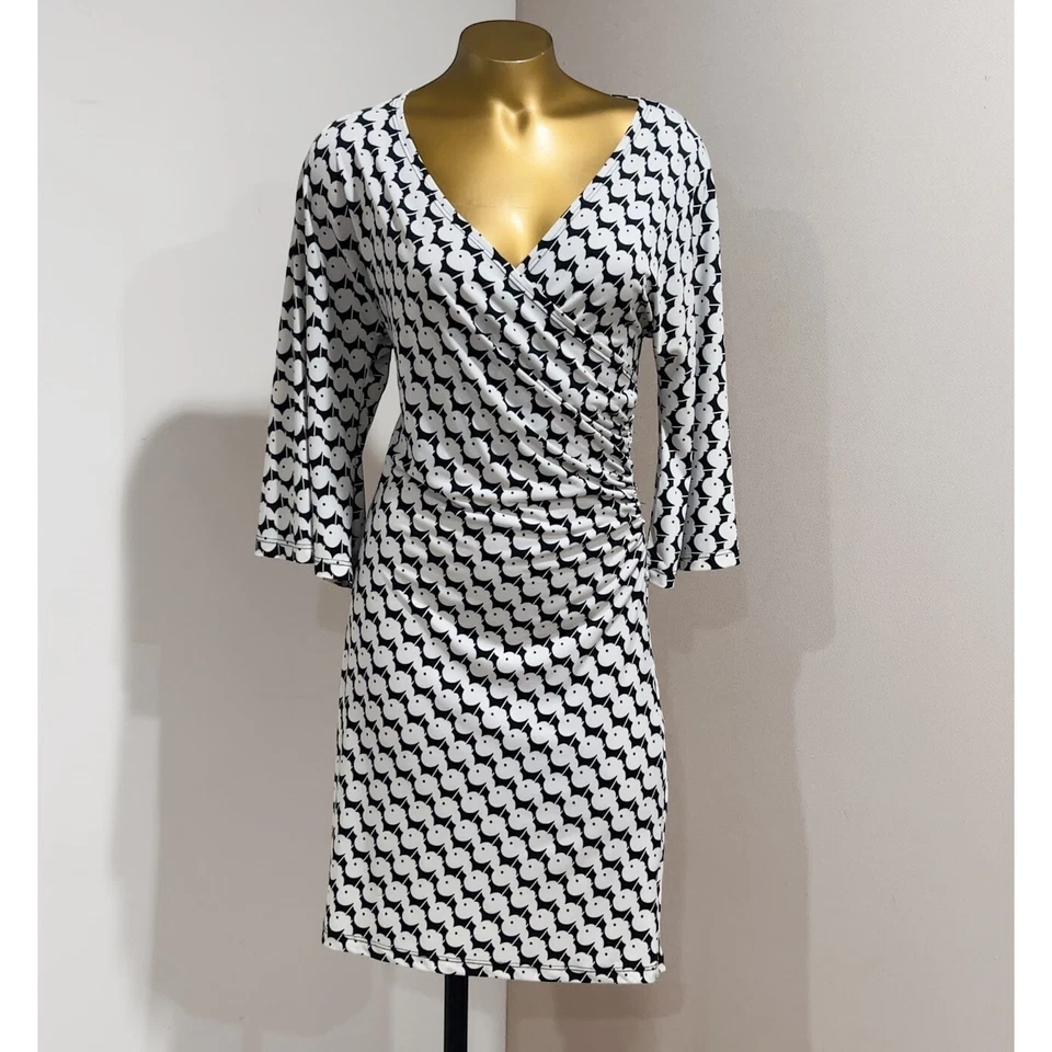 Vestido para mujer Romeo & Julie Couture blanco negro estampado imitación envolvente talla S Foto 1 de 4