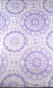 Bursting Medallions Flannel Back Vinyl Tablecloths Lavender / White 52 x 90 Obl - Picture 1 of 2