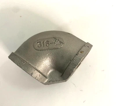 CAMCO STAINLESS STEEL PIPE FITTING 90 DEGREE ANGLE ELBOW CLASS-150 FEMALE THREAD - Image 1 of 4