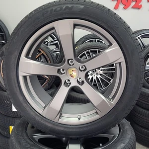 20 ruedas de invierno originales Porsche Macan III Sport GTS S T NUEVO - Imagen 1 de 19