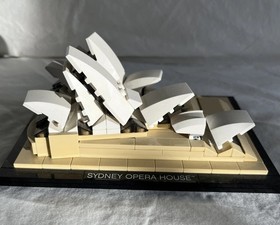 Lego 2012 Architecture Sydney Opera House 21012 Fully Assembled and Complete