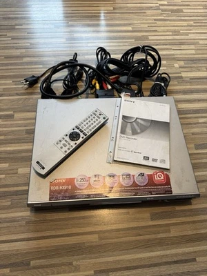 Sony Hard Disk & DVD Recorder RDR-HX910 250 GB - Bild 1 von 4