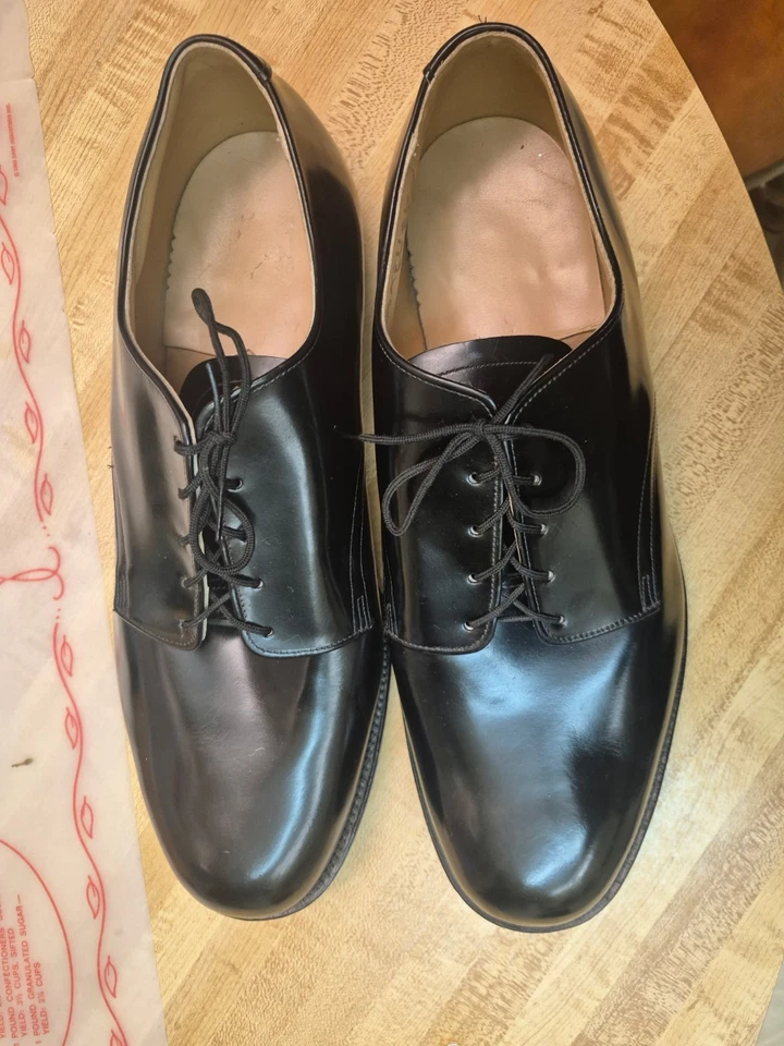 VTG Military Oxfords 1972 Vietnam Era Genesco US Army  12 wide NOS - Image 1 of 4