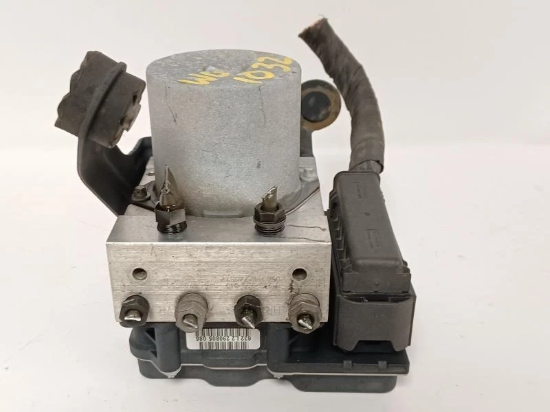 Conjunto de piezas de freno antibloqueo Xi AWD para BMW 525i 1690270 06-07 Foto 1 de 4