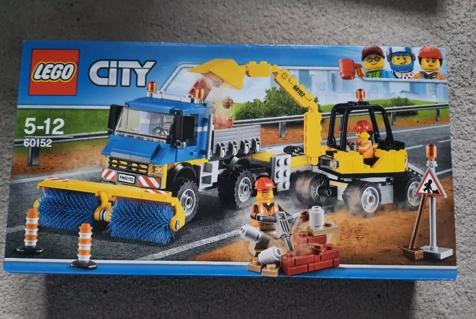 LEGO CITY: Sweeper & Excavator (60152) - Image 1 of 1