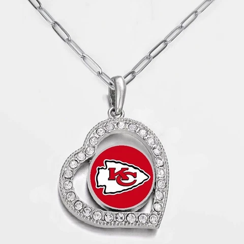 Kansas City Chiefs Womens Silver Paper Clip Chain Heart Pendant Necklace D24 Cover