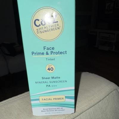 Protector solar mineral sin tintar COTZ Face Prime & Protect FPS 40 caducidad 1/2028 Foto 1 de 4