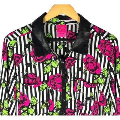 Torrid x Betsey Johnson Striped Rose Print Top Sz 2X Faux Leather Collar Buttons - Image 1 of 4