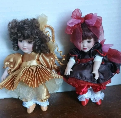 MARIE OSMOND Set of 2 Tiny Tot Dolls, SIGNED 2008, Porcelain Cloth 5"  - Image 1 of 4