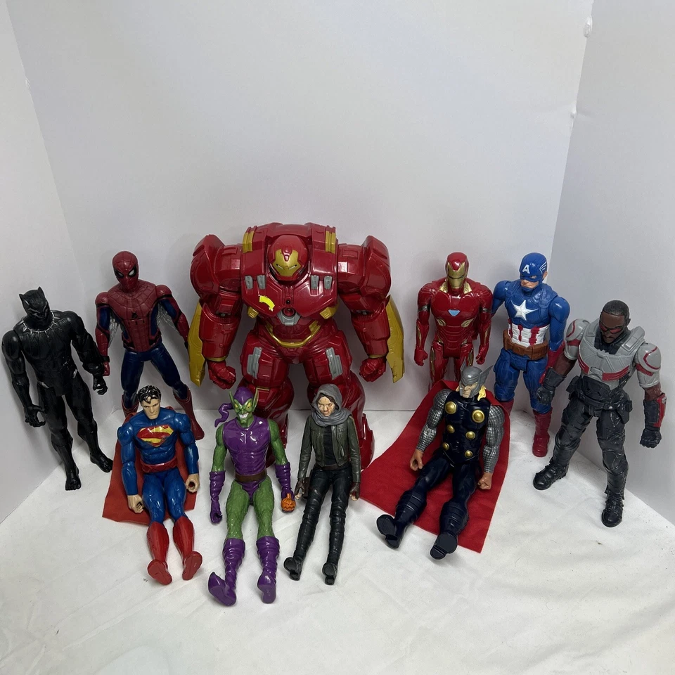 🔥Lote de 10 figuras de acción de superhéroes Marvel Hasbro 12" (leer descripción) Foto 1 de 4