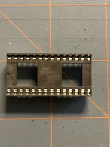 2-382467-3 IC SOCKET DIP 28 PIN TE CONN (10 PER LOTTO) - Foto 1 di 4