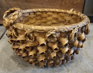 Antigua cesta de madera tejida con férula rizada primitiva tejido rizado mango coleccionable - Imagen 1 de 10