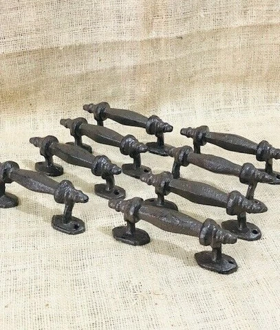 8 HANDLES RUSTIC CAST IRON ANTIQUE STYLE BARN GATE PULLS DRAWER DOOR SHED FENCE Cover