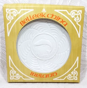 DE COLECCIÓN 9" BELLEEK IRLANDA 1978 SALTANDO HUESO DE SALMÓN PORCELANA PLACA DE COLECCIONISTA DE NAVIDAD - Imagen 1 de 24
